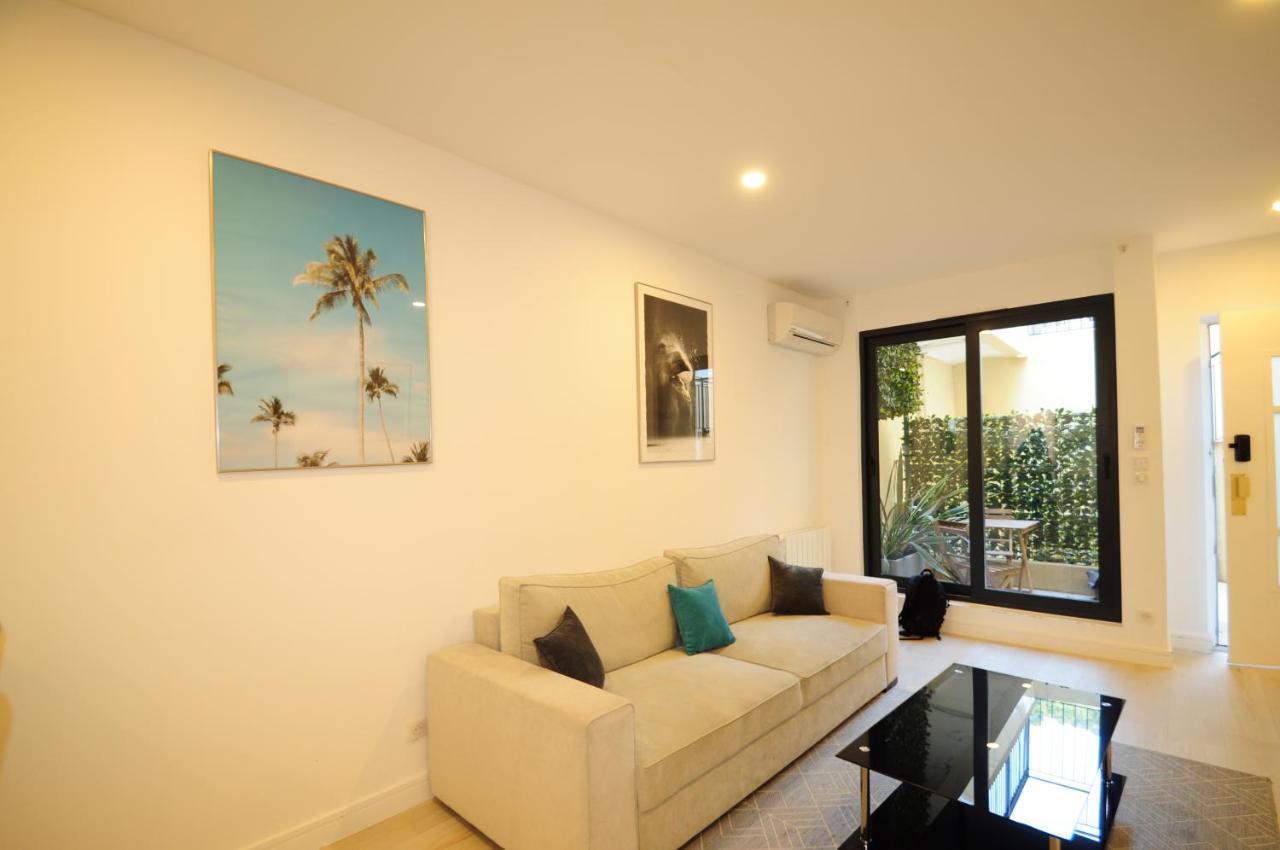 Apartment Les Volets Bleus