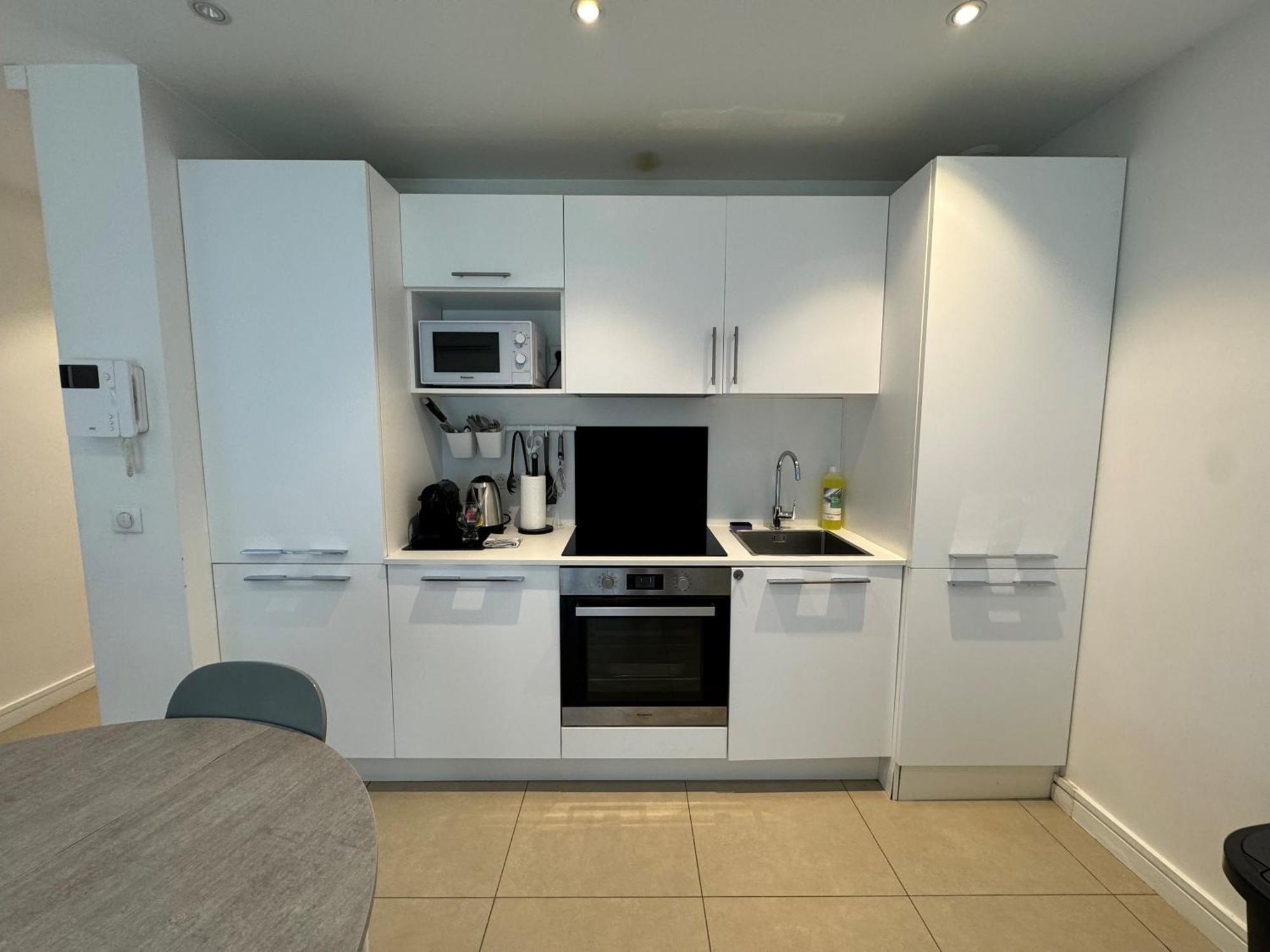 Apartment Les Volets Bleus